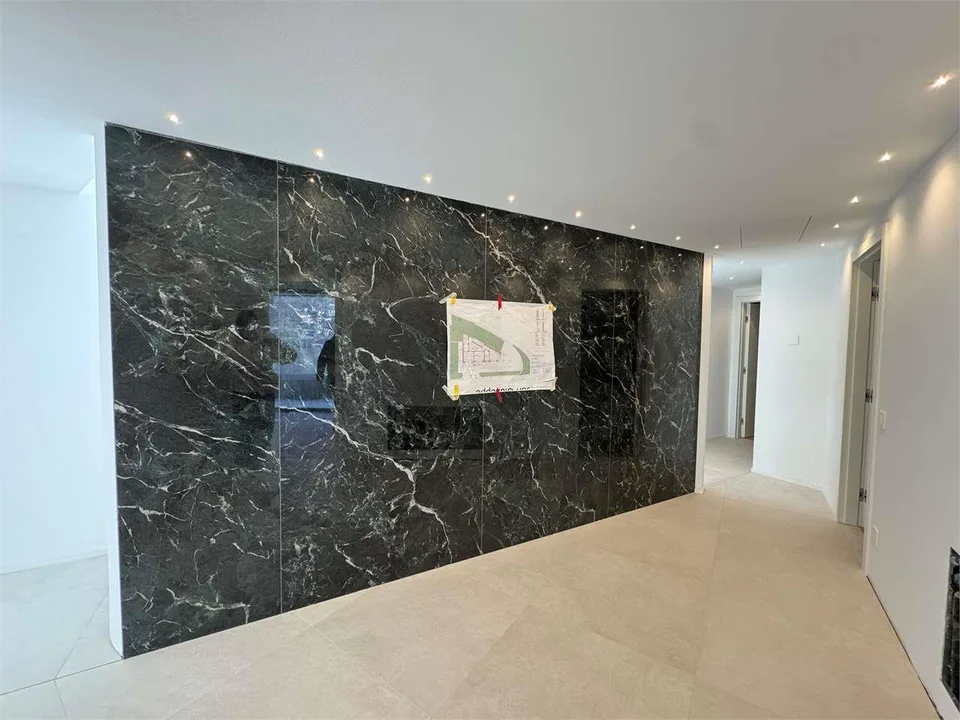 Meravigliosa villa di pregio triplex vista lago di 4.5 locali Brusino – foto 9 di 24
