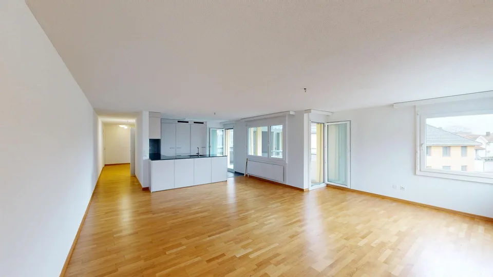Grosszügige, helle 3.5 Zimmer Wohnung