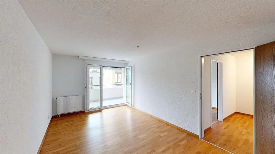 Ampio e luminoso appartamento di 3,5 locali – foto 7 di 9