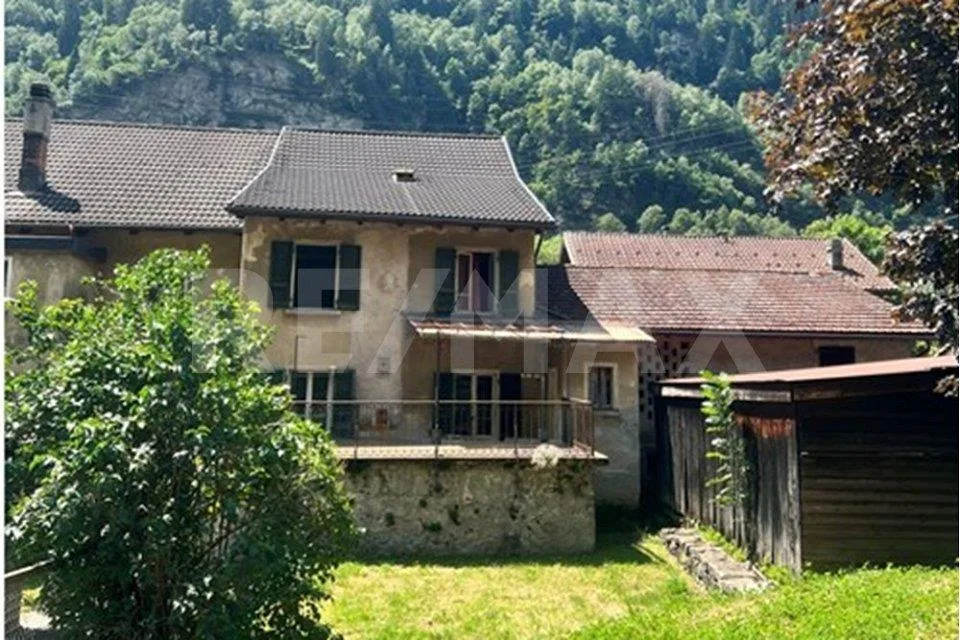 Per gli amanti delle ristrutturazioni. Fai rivivere una tipica casa...
