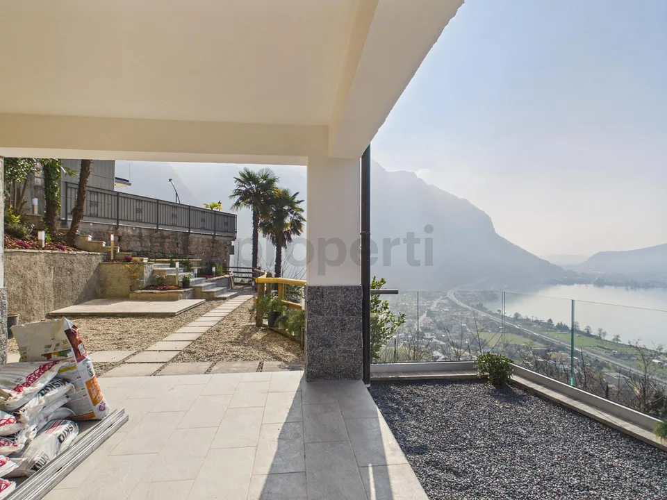 Villa moderne de 5 pièces avec vue à couper le souffle, Val Mara-Rovio
