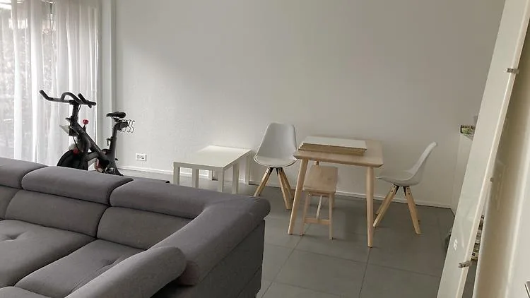 2½ ZI-WOHNUNG IN FREIENBACH (SZ), MÖBLIERT, TEMPORÄR