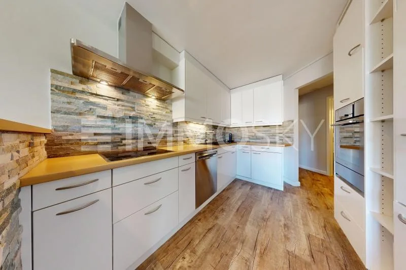 RESERVED - Superb renovated apartment
