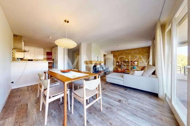 RÉSERVÉ - Superbe appartement rénové