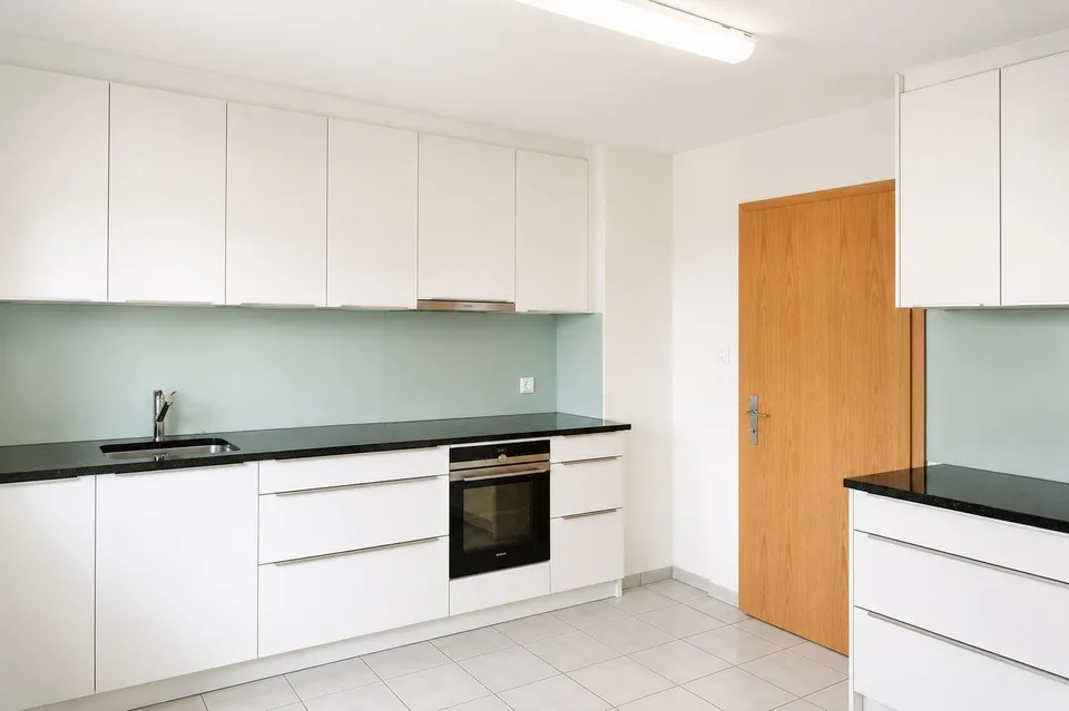 Charming 4.5-room apartment near Lindenplatz