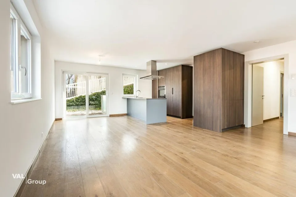 Geräumige Wohnung in einem Zweifamilienhaus