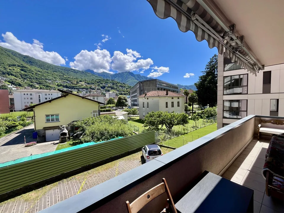 AMPIO 4.5 LOCALI CON DUE TERRAZZE IN CENTRO BELLINZONA