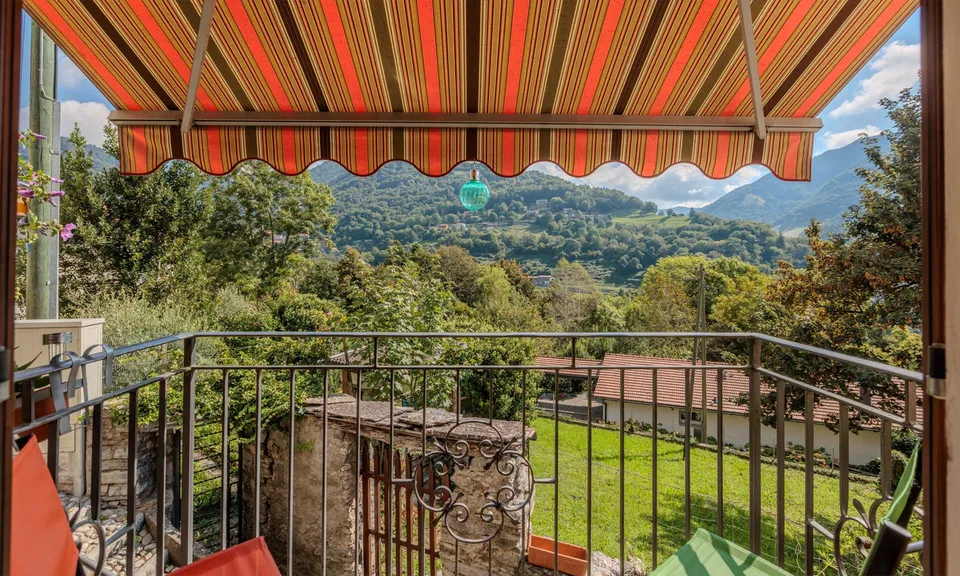 BELLE MAISON DE 4.5 PIÈCES DANS LE VERT À CASTEL SAN PIETRO