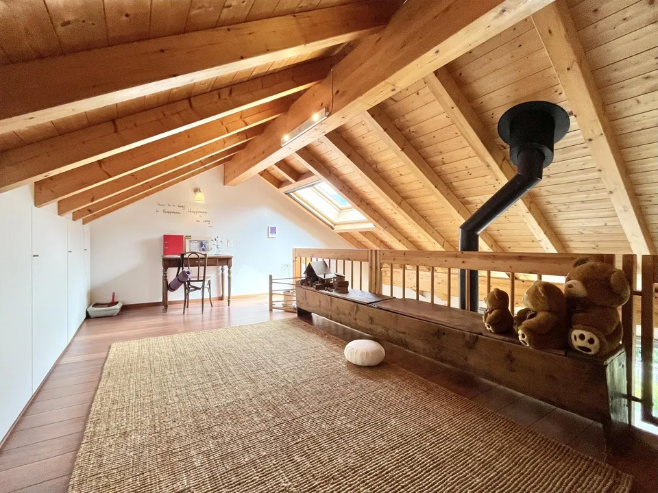 RENOVIERTES HAUS MIT GARTEN IN MONTE CARASSO