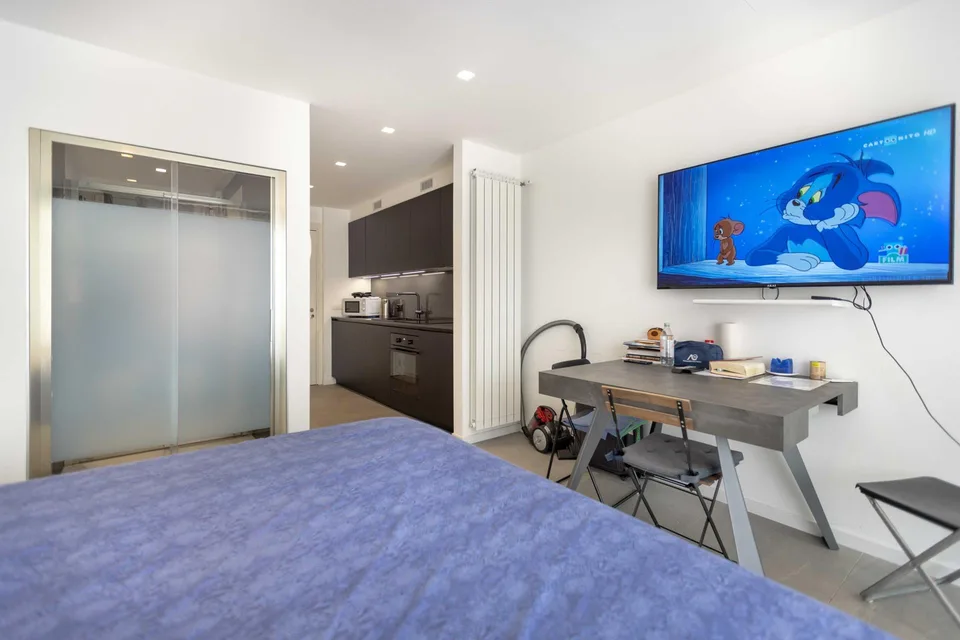 ELEGANTE 1,5 ZIMMER WIE NEU IN LUGANO PREGASSONA