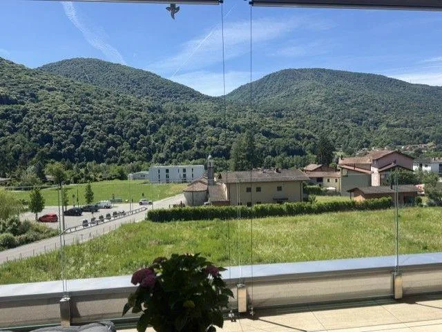 Affittasi appartamento 3.5 locali immerso nel verde