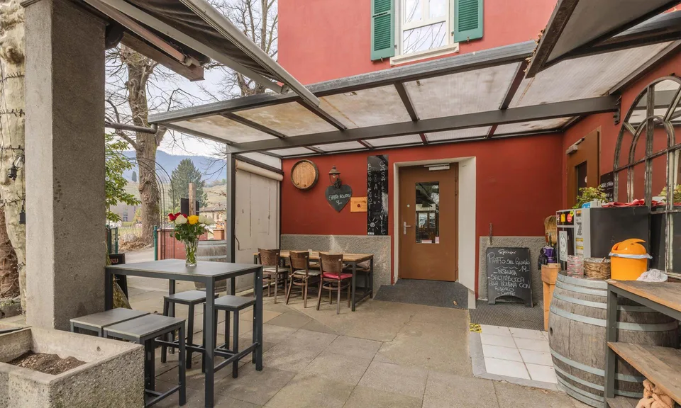 INVESTITION - RESTAURANT IN STRATEGISCHER LAGE IN MAGLIASO