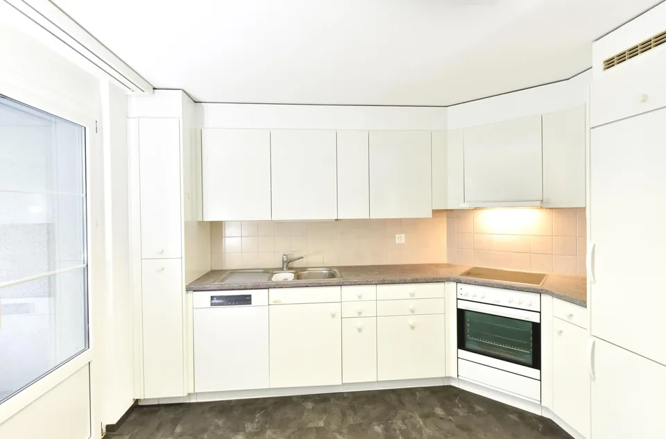 Grand appartement au rez-de-chaussée