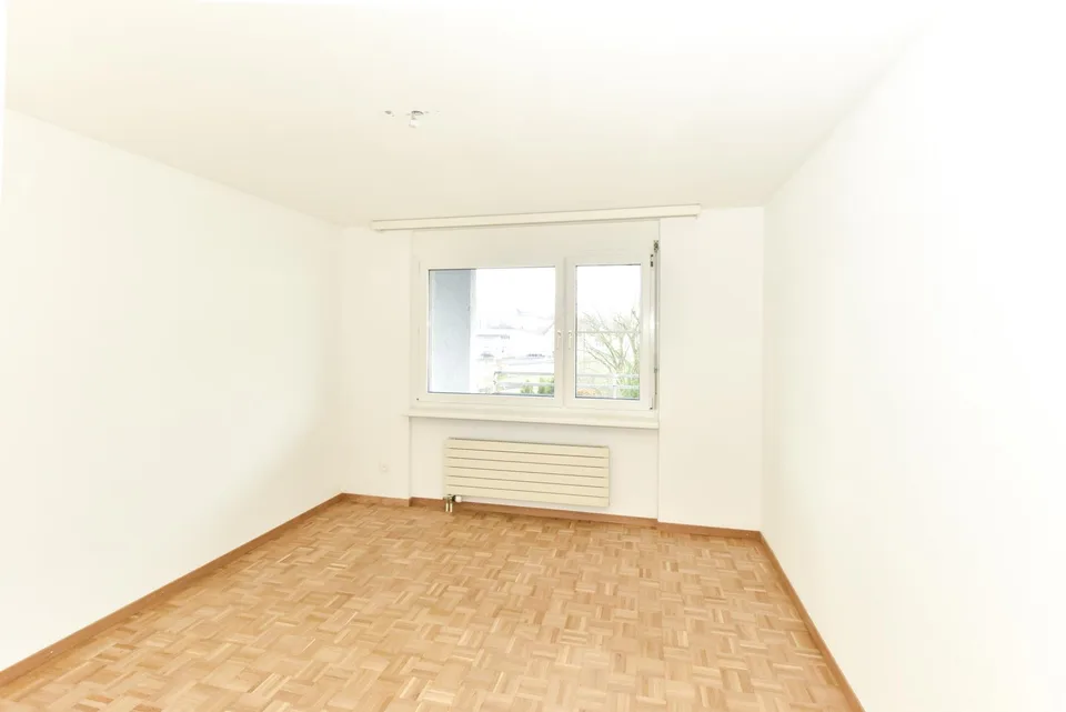 Grosse Erdgeschosswohnung – Foto 9 von 12