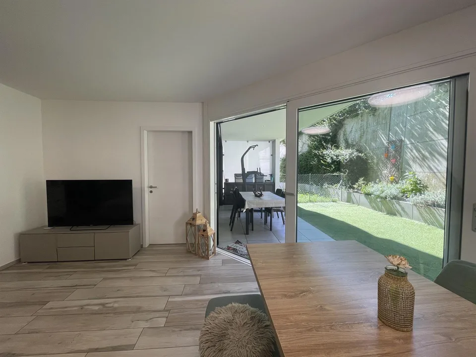 RECENTE E MODERNO 3.5 CON GIARDINETTO A SORENGO