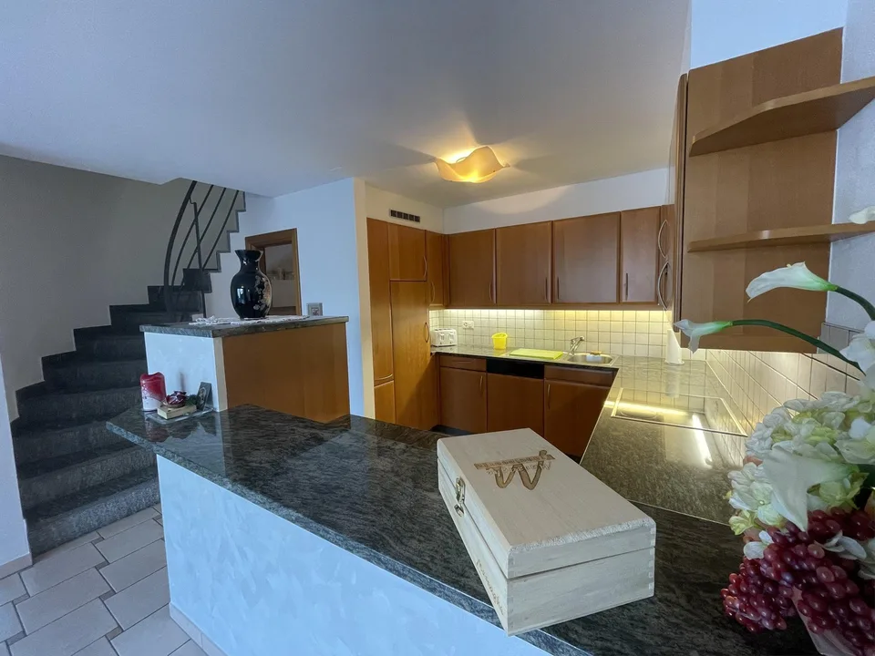 Maison 4.5 pièces intéressante avec vue lac enchanteuse