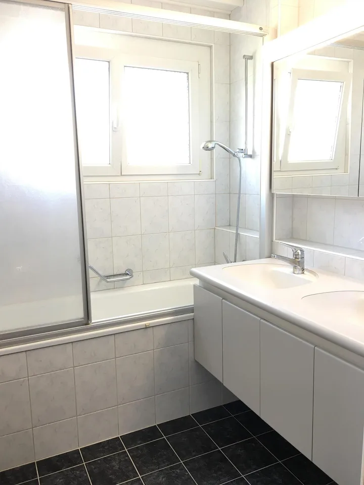 4.0 Zimmerwohnung in Adlikon b. Regensdorf – Foto 7 von 8