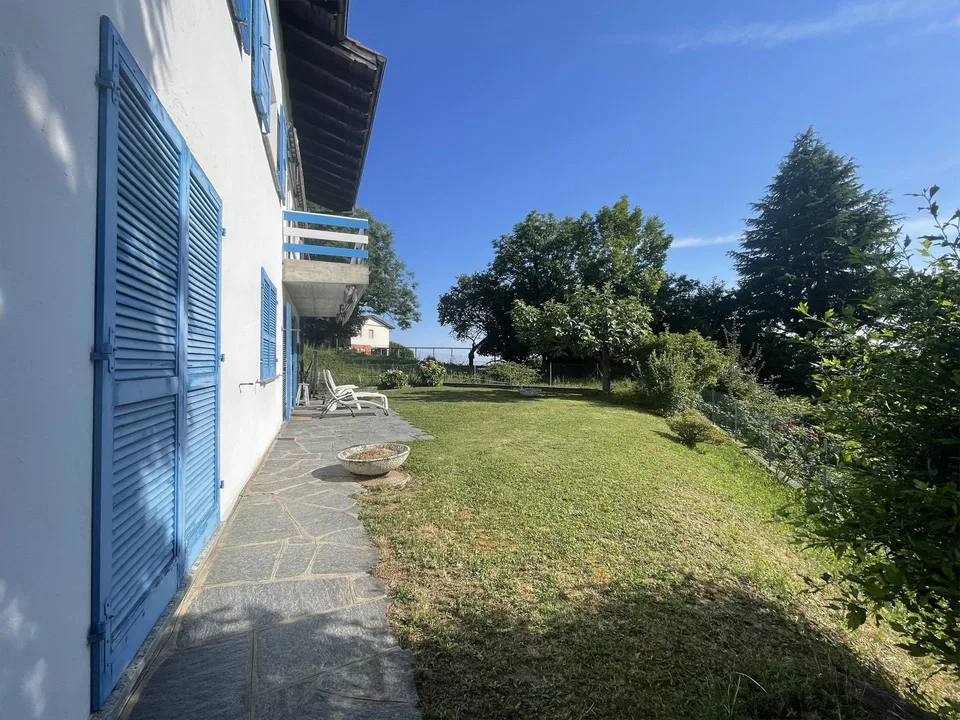 Schönes Panoramahaus 5.5 mit Doppelgarage
