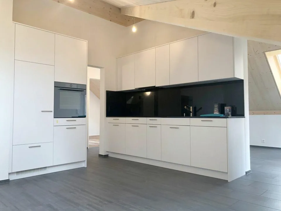 charmante 2.5-Zi. Dachwohnung