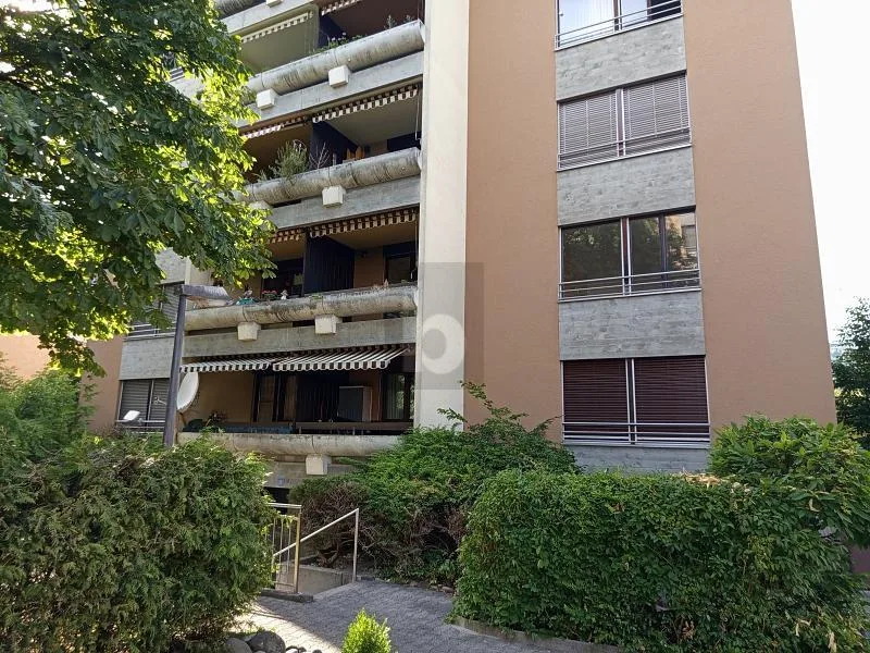 AU CALME ET PROCHE DU CENTRE