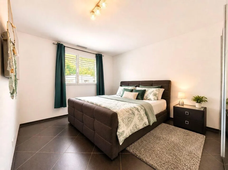 GERÄUMIGE 4 ZIMMER MIT GROSSEM BALKON