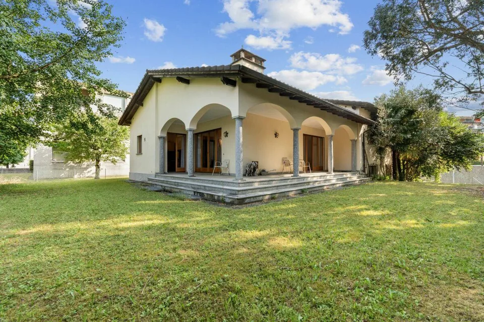 Villa indipendente con ampio parco privato di 627 m2