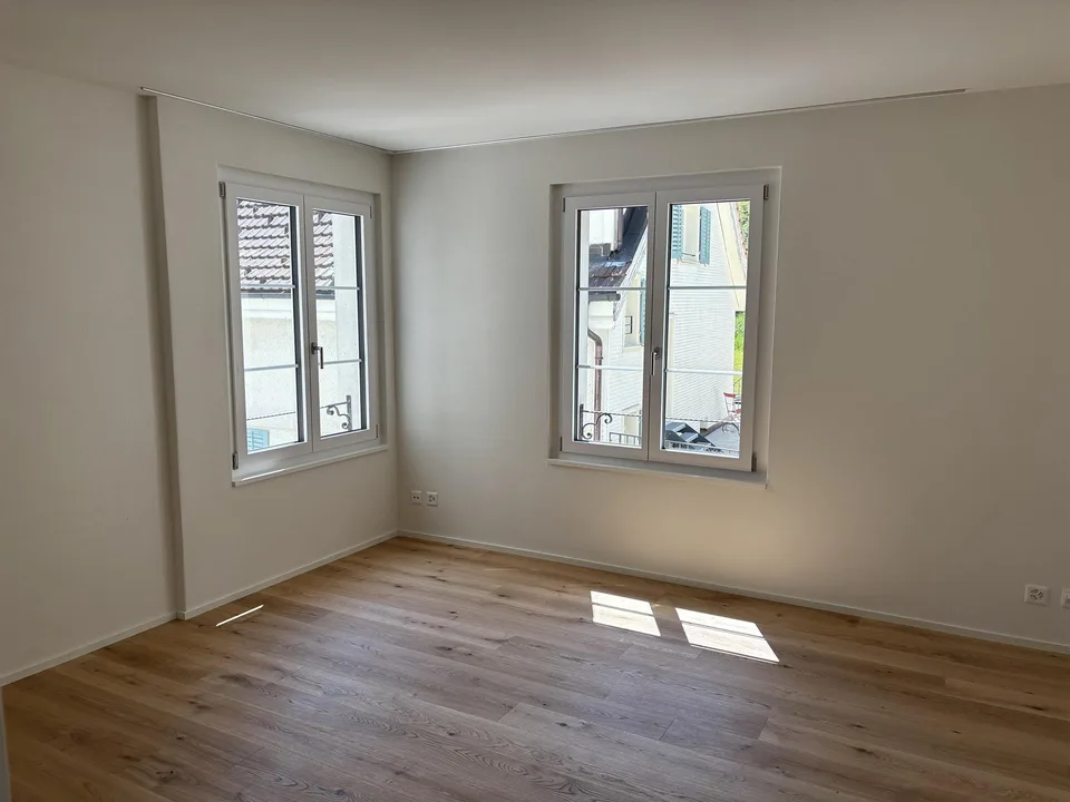 frisch renovierte 4,5-Zimmer-Wohnung