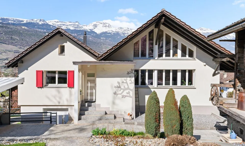Ensemble immobilier d’exception Maison d'architecte + Raccard + locaux