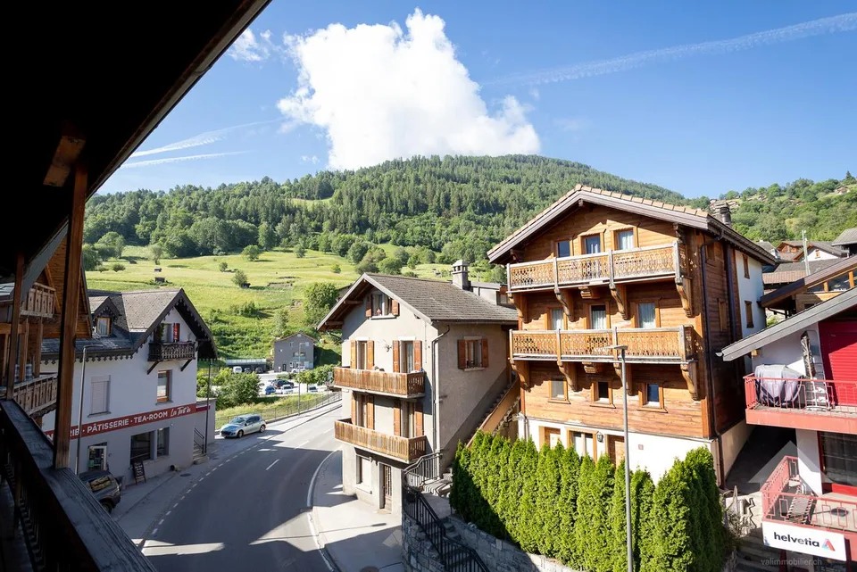 Casa di paese da ristrutturare, 10 locali + locali commerciali, 400 m2 – foto 11 di 43