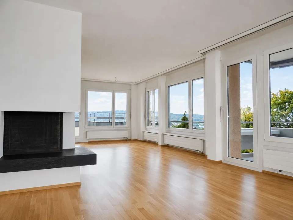 Appartamento in mansarda con grande terrazza e vista panoramica sensazionale
