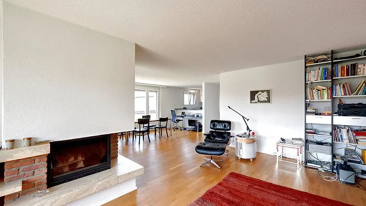 2½ ZIMMER-ATTIKAWOHNUNG IN BERN - LÄNGGASSE, MÖBLIERT, TEMPORÄR
