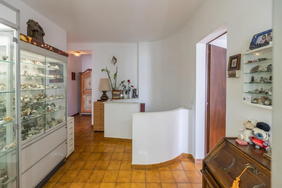 PRACHTVOLLES HAUS MIT 3.5 ZIMMERN UND TERRASSEN IN PONTE TRESA – Foto 8 von 13