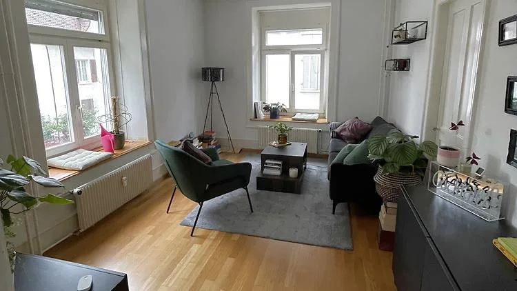 APPARTEMENT 2½ PIÈCES À BIEL/BIENNE (BE), MEUBLÉ, DURÉE DÉTERMINÉE