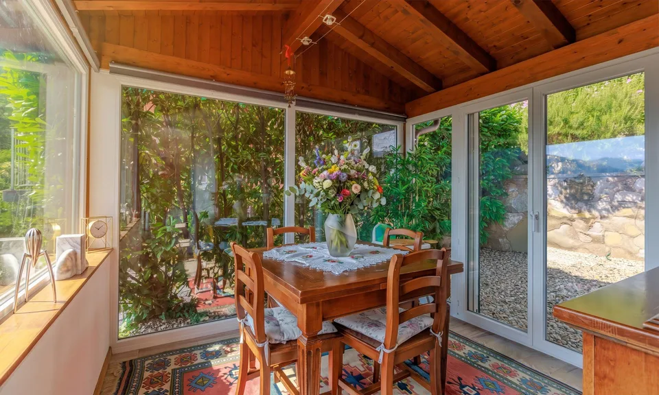 CASA BIFAMILIARE 6.5 LOCALI RINNOVATA VISTA LAGO A MAROGGIA