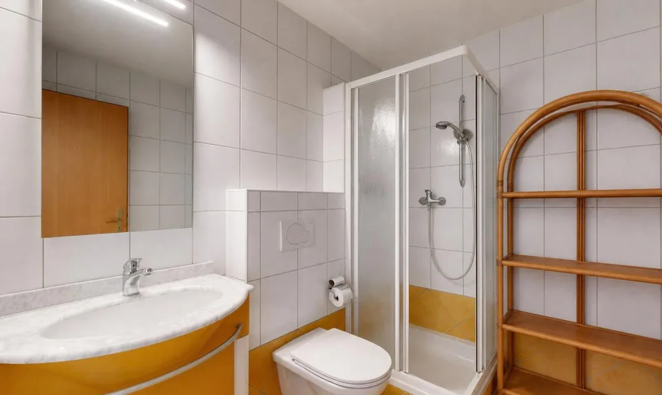 4,5 helle Zimmer in ruhiger Lage, nahe Annehmlichkeiten – Foto 10 von 19