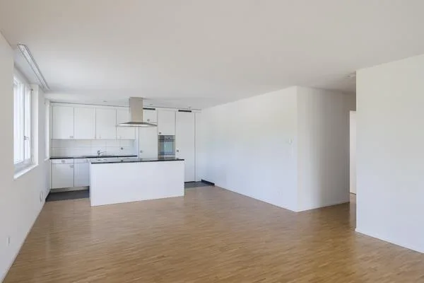 Comfort abitativo in una zona tranquilla a Romanshorn!