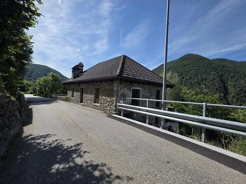 TIPICA,SPAZIOSA CON TANTO SOLE E NATURA