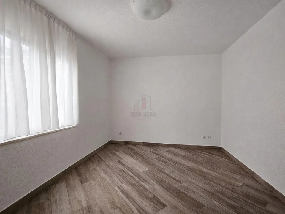 Bel appartement trois pièces à Loreto, à ne pas manquer