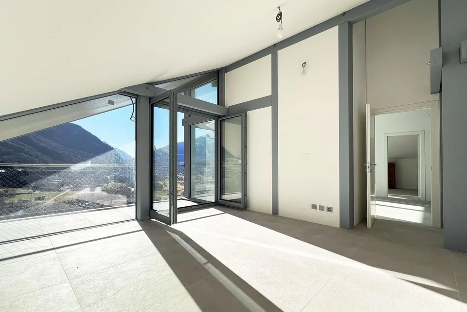 Wunderschöne Villa mit 6,5 Zimmern und Panoramablick in Ponto Valentino – Foto 7 von 12