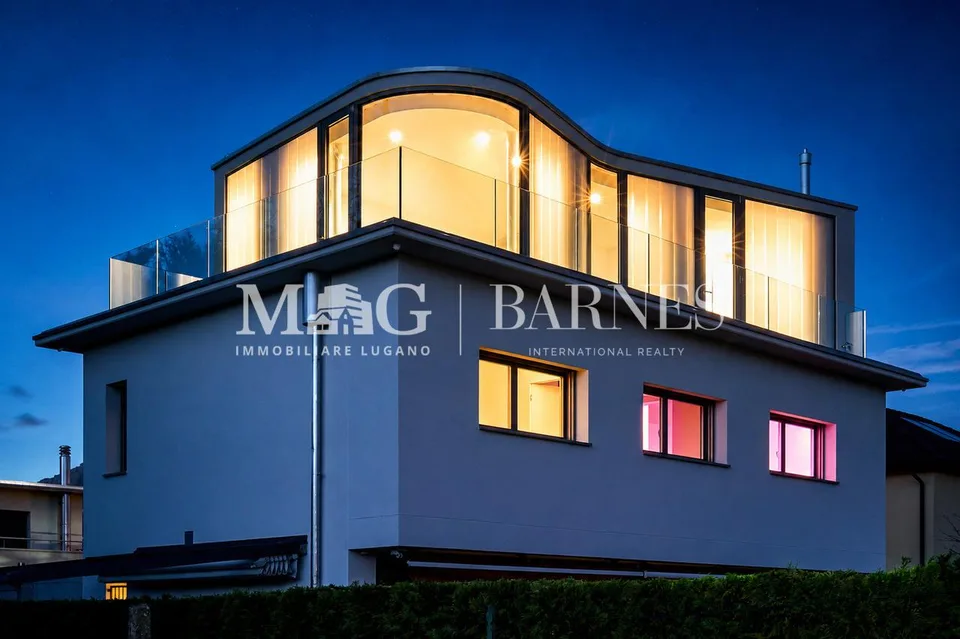 Mendrisio, Stabio: Grande casa unifamiliare con giardino e piscina – Foto 17 von 28
