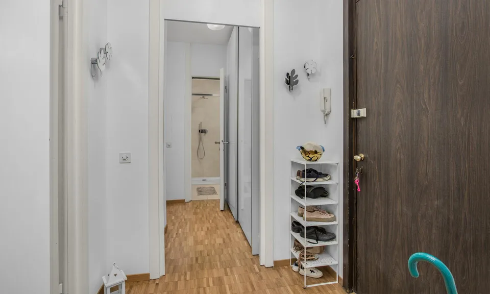 ÉLÉGANT 2.5 PIÈCES DANS UN EMPLACEMENT CONVENABLE À LUGANO CASSARATE