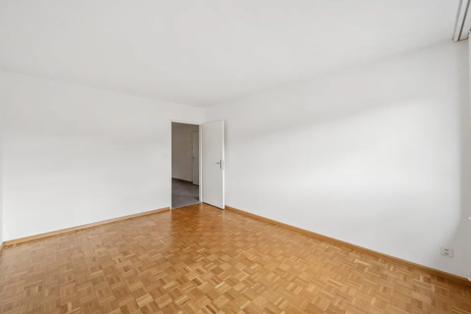 Affitto senza cauzione - Vivere nel bellissimo Münchenstein – foto 8 di 9
