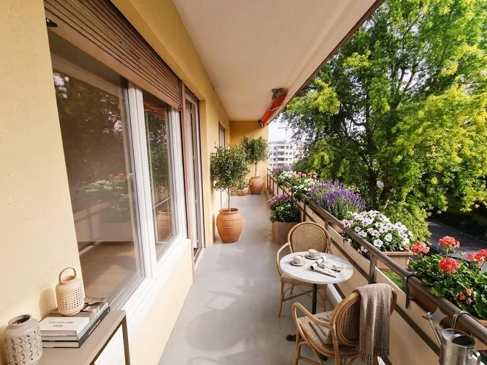 Disponibile a tempo: Gioiello residenziale luminoso con balcone (circa 1,5 anni)