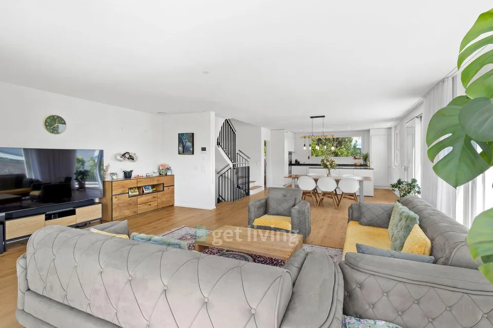 EXKLUSIVE DOPPELHAUSHÄLFTE MIT 151m2 GARTEN, ELTERNSUITE UND HOCHWE...