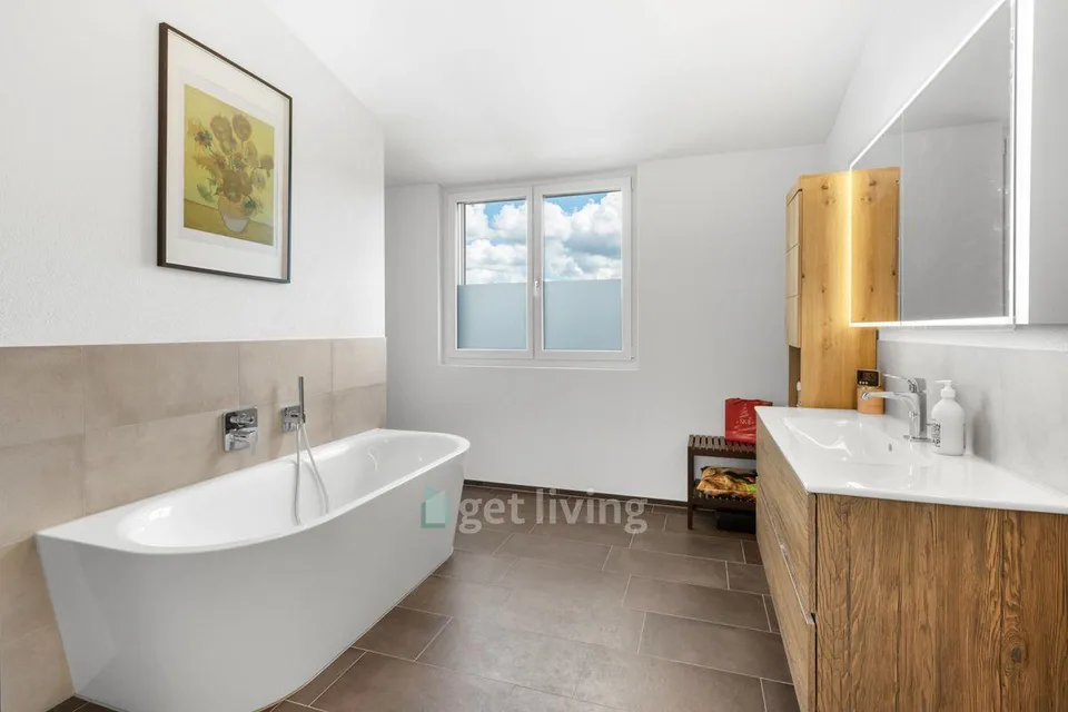 EXKLUSIVE DOPPELHAUSHÄLFTE MIT 151m2 GARTEN, ELTERNSUITE UND HOCHWE... – Foto 9 von 11
