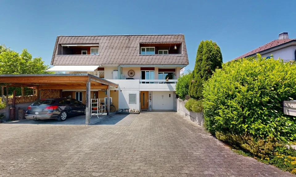 Casa a schiera a Jegenstorf: 4,5 locali su 3 piani