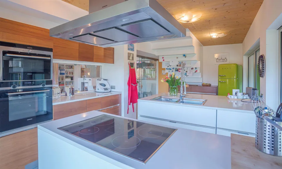 IN ESCLUSIVA - VILLA 6.5 LOCALI CON PISCINA A NOVAZZANO