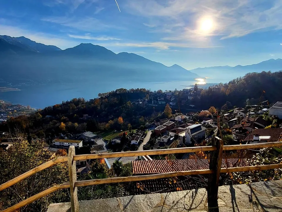 Schöne Villetta an reiner Südhanglage
