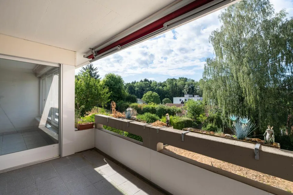 4.5 Zimmer-Wohnung in charmanten Mehrfamilienhaus