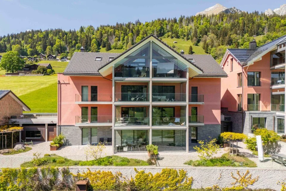Wohnen mit Weitsicht - hochwertige 3.5-Zimmerwohnung (zweitwohnungs...
